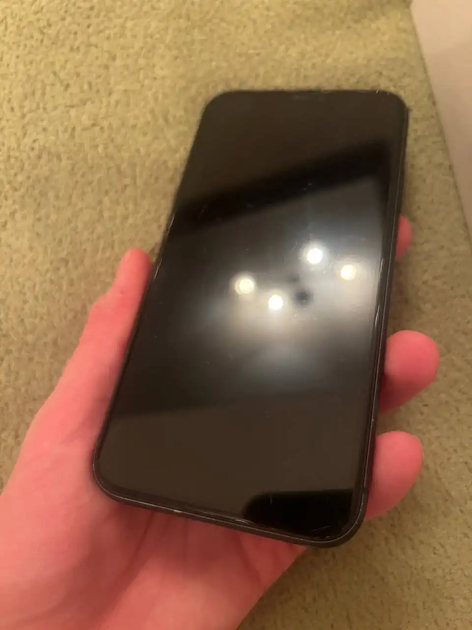 iPhone 11 128GB в хорошем состоянии - Смартфоны (Электроника) в Владивосток