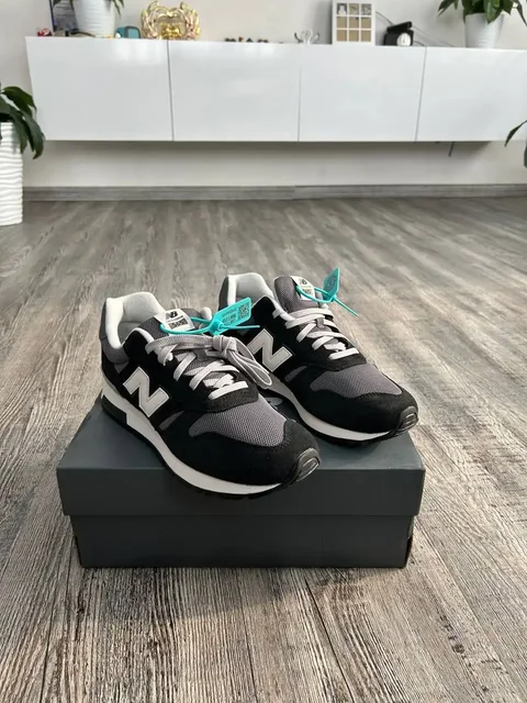 NEW BALANCE 565 - новые оригинальные кроссовки - Одежда в Владивосток
