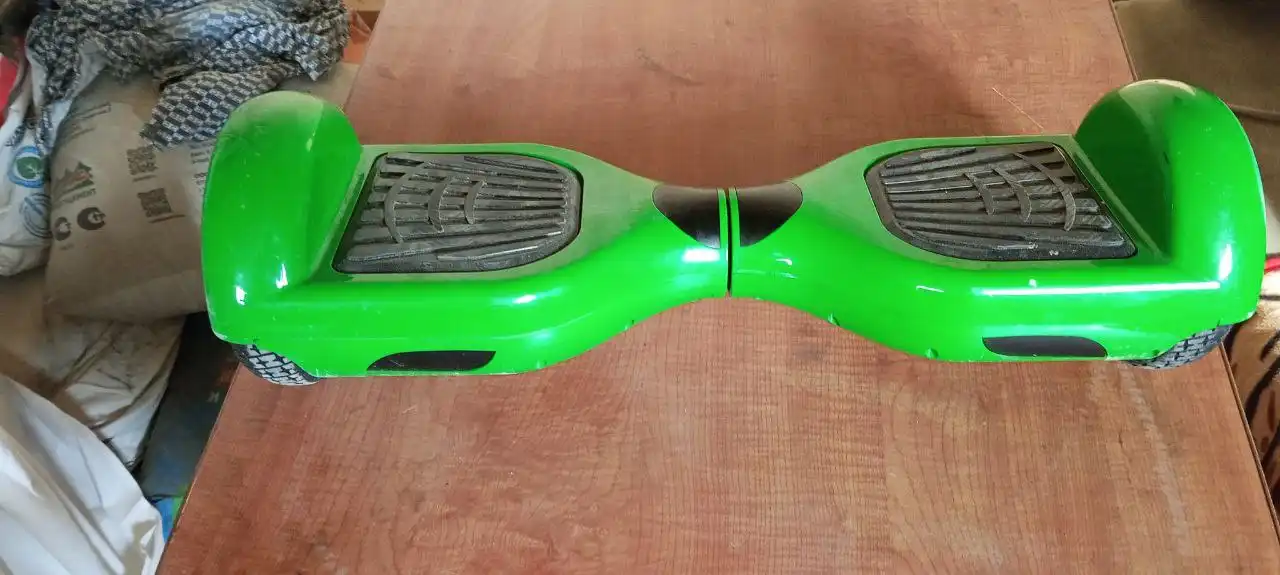 Продам всё по 1000 рублей - Барахолка в Владивосток