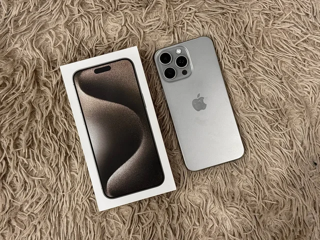Продам iPhone 15 Pro Max Titanium 512 ГБ - Смартфоны в Владивосток