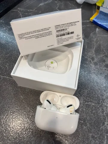 Наушники оригинал - Планшеты в Владивосток