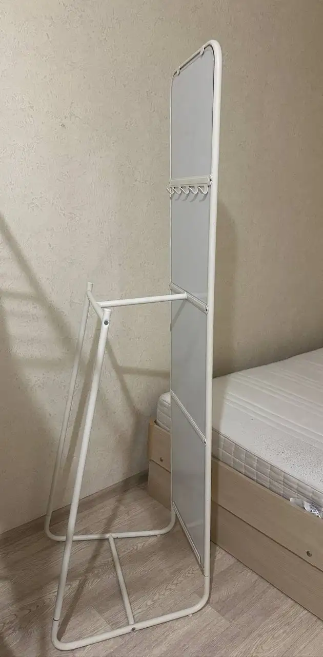 Продам зеркало в идеальном состоянии - Барахолка в Владивосток