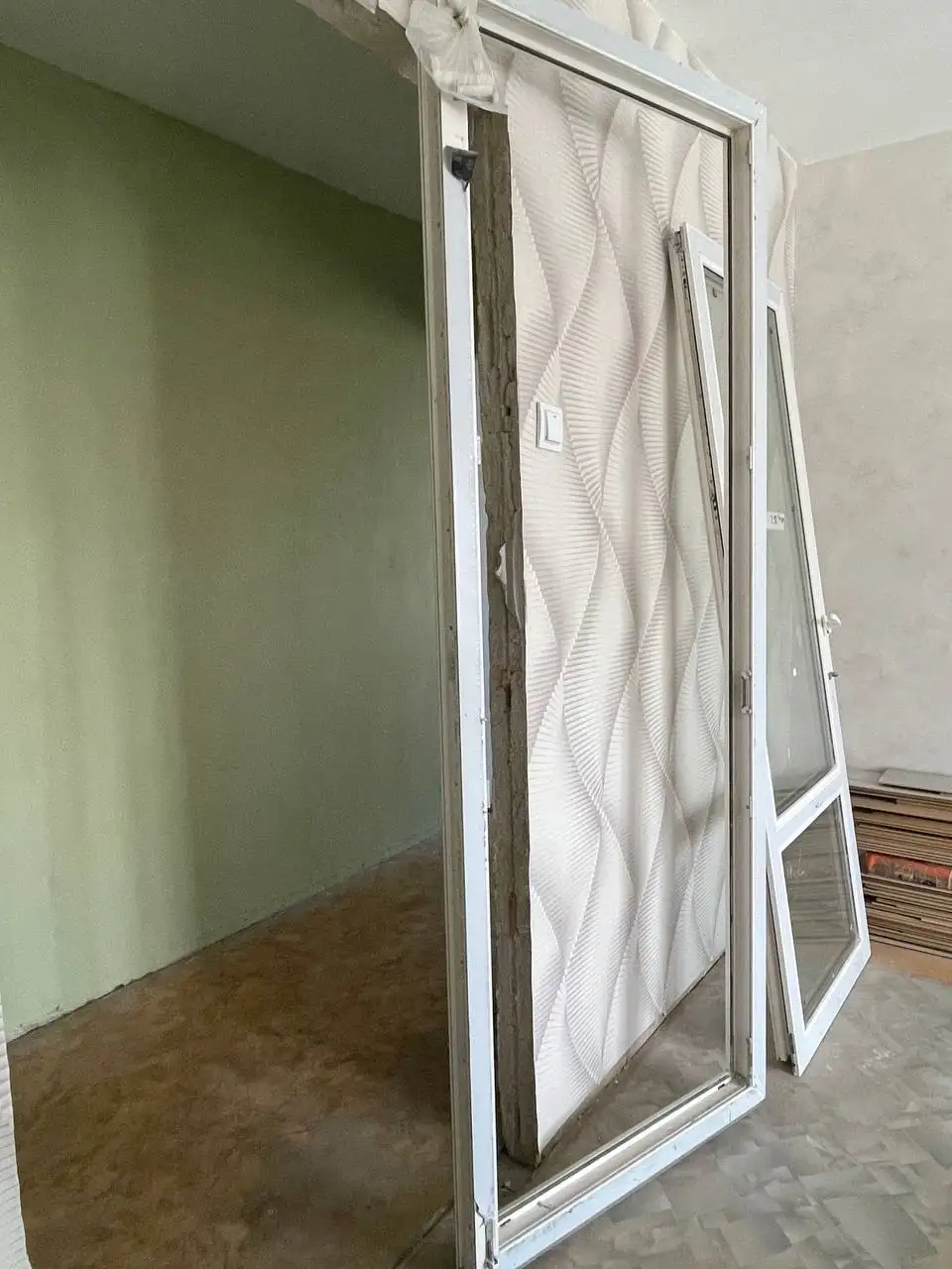 Продам срочно дверь - Барахолка в Владивосток