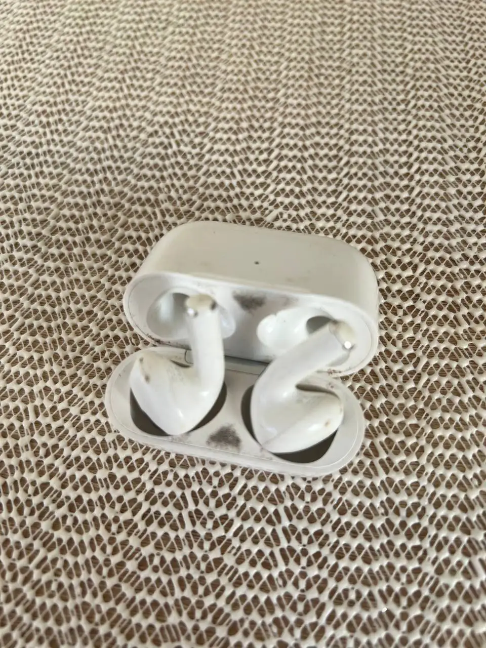 AirPods 3 на запчасти или под ремонт - Аудиотехника (Электроника) в Владивосток