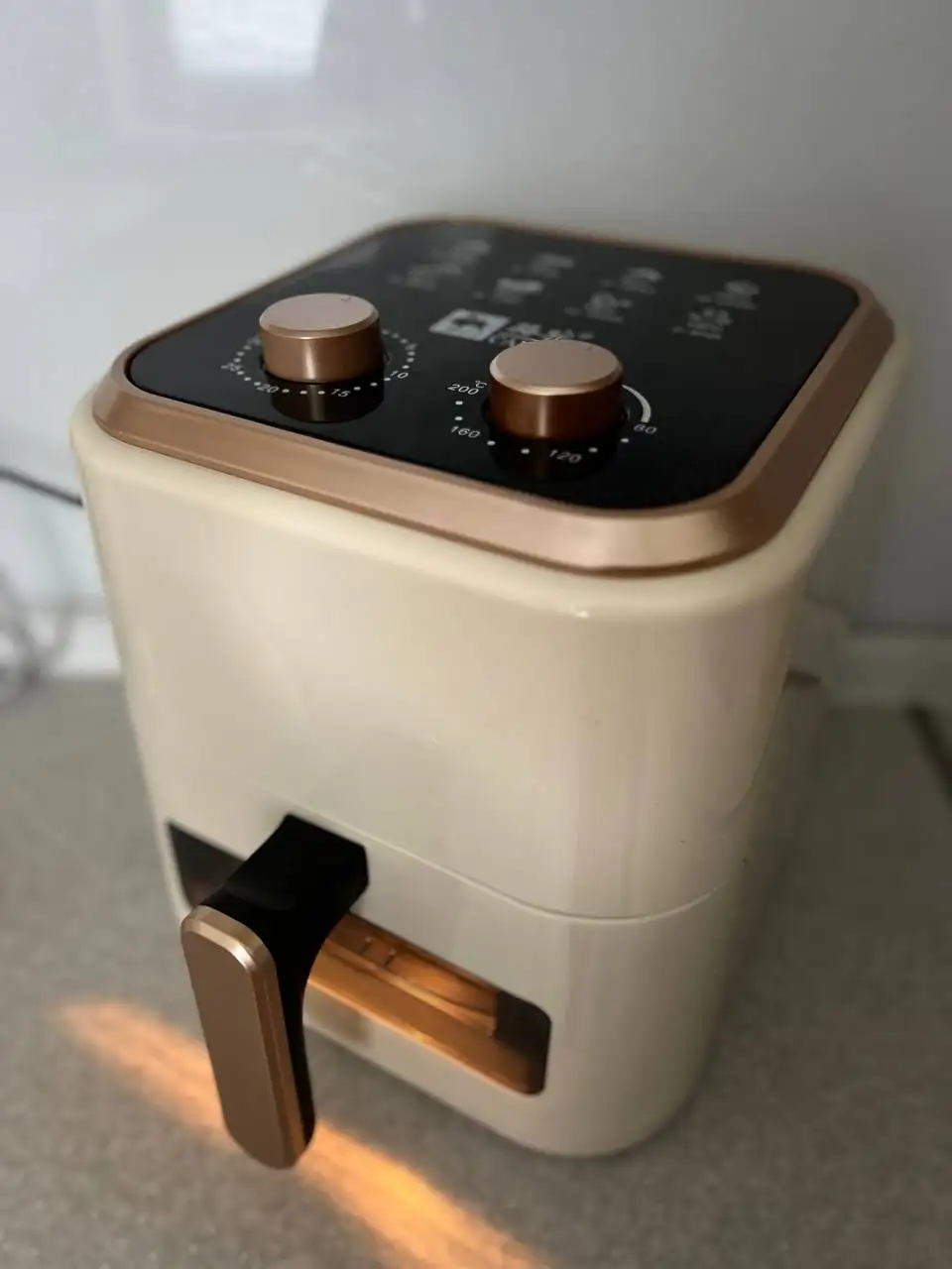 Продам Аэрогриль Camel 1200 Вт с решеткой и таймером - Кухонная техника (Барахолка) в Владивосток