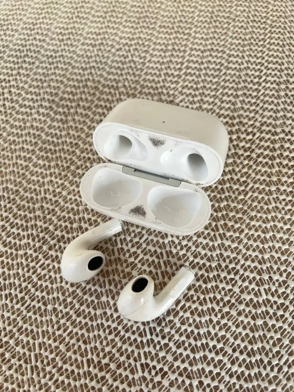 AirPods 3 на запчасти/под ремонт - Аудиотехника (Электроника) в Владивосток