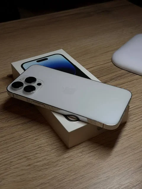 iPhone 14 Pro Max 128GB 85% акб отличное состояние - Дроны/Квадрокоптеры в Владивосток