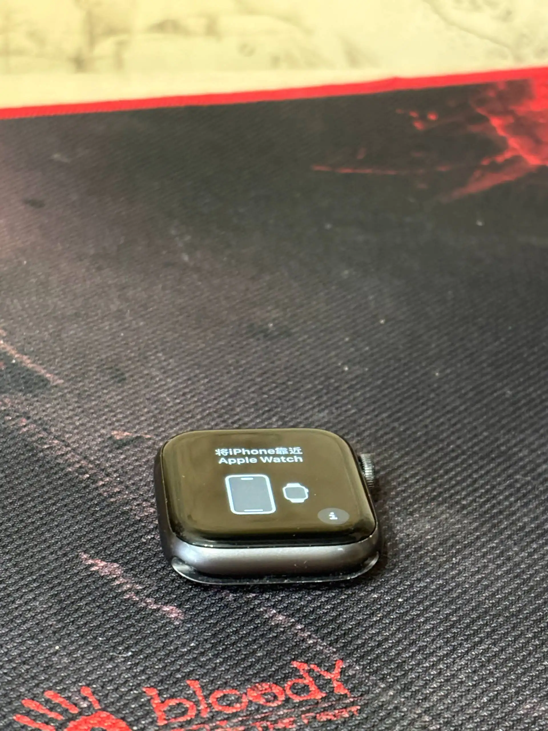 Продам Apple Watch SE - Умные часы (Электроника) в Владивосток