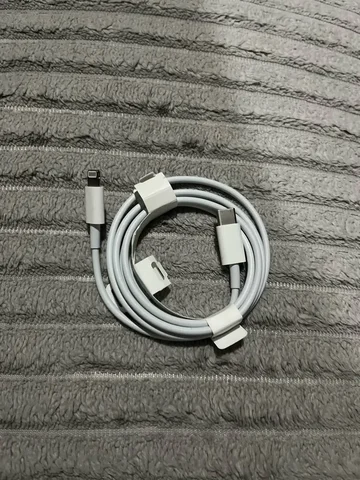 Кабель Apple Lighting USB-C (новый) - Игровые диски в Владивосток