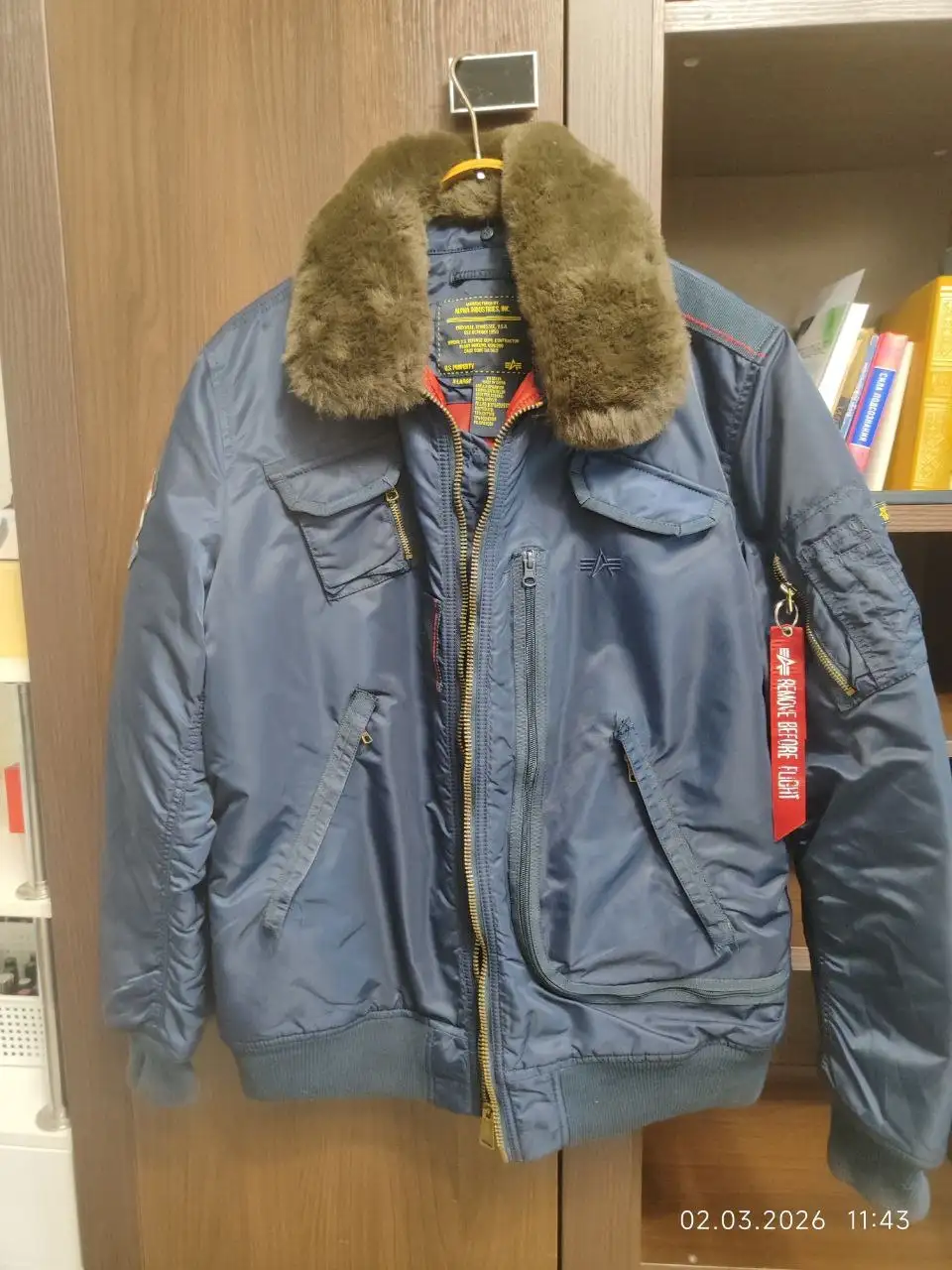 Продажа одежды размер XL в хорошем состоянии - Одежда в Владивосток