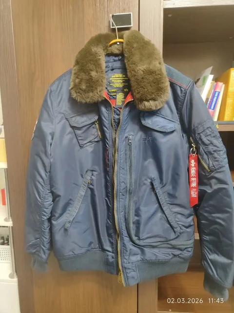 Продажа одежды размер XL в хорошем состоянии - Вечерние платья в Владивосток