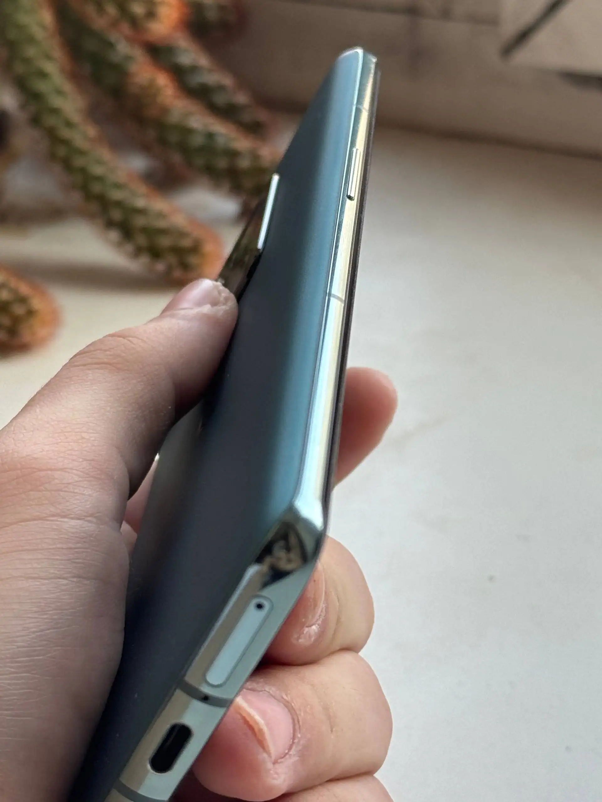 Продам OnePlus 10 Pro в отличном состоянии - Смартфоны (Электроника) в Владивосток