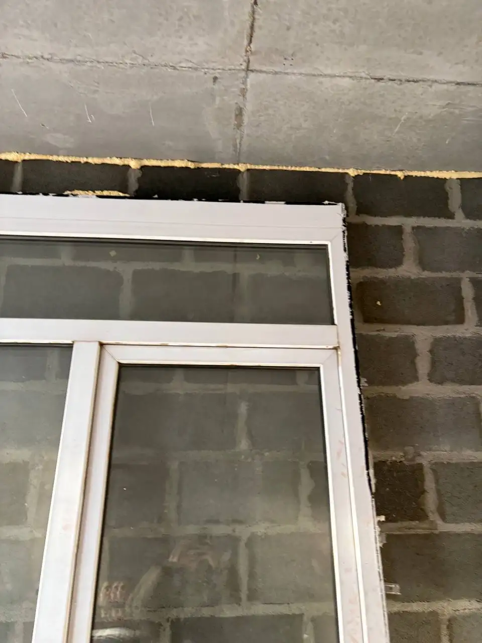 Евро дверь и окна на лоджию/балкон - Двери и окна (Барахолка) в Владивосток