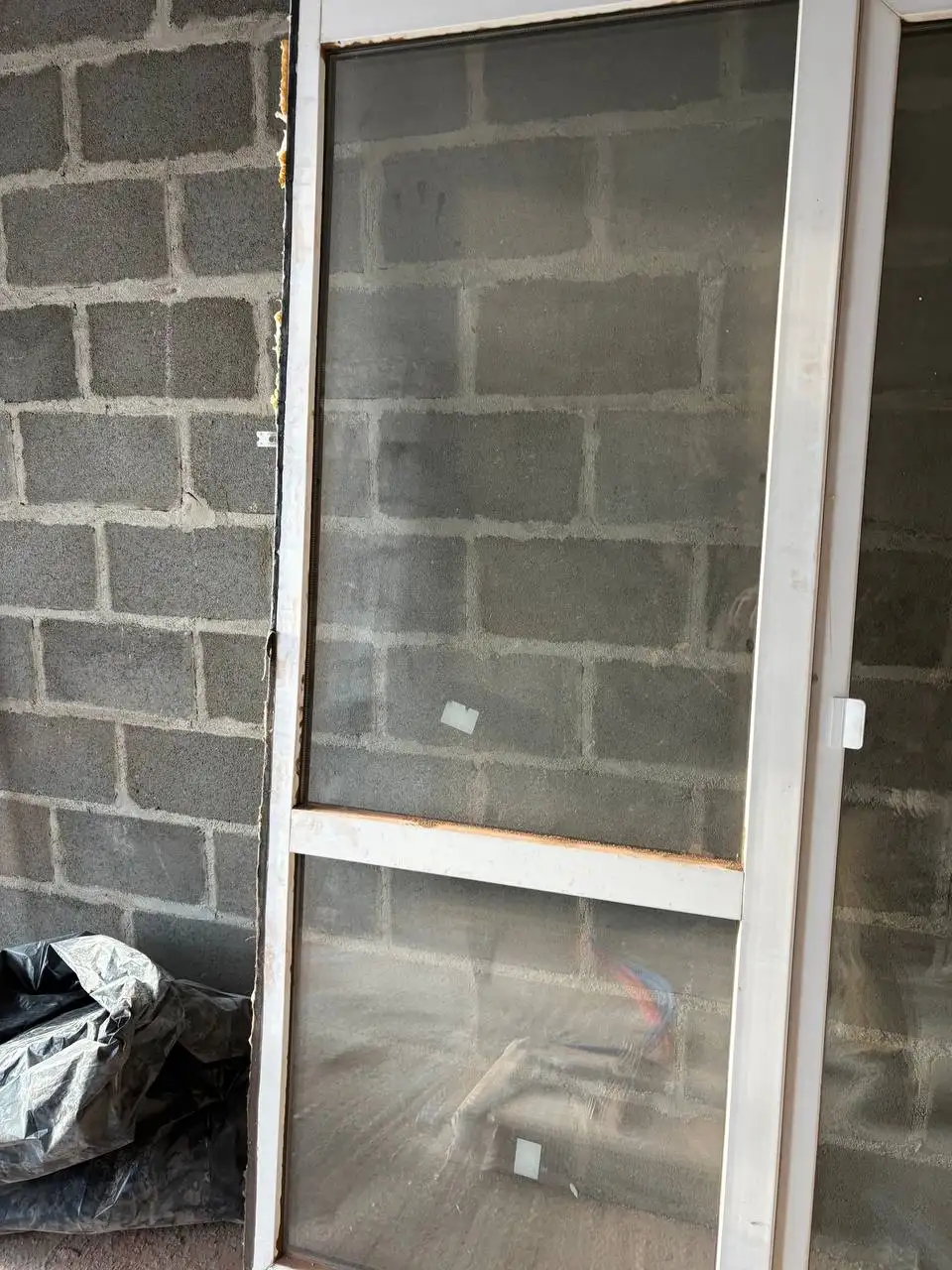 Евро дверь и окна на лоджию/балкон - Двери и окна (Барахолка) в Владивосток