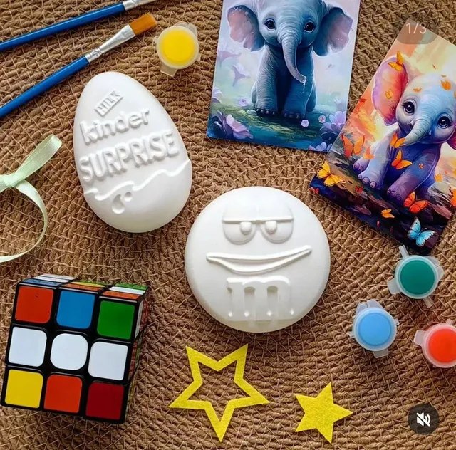 Фигурки M&M и Киндер Сюрприз с красками и кистью - Экскурсии в Владивосток