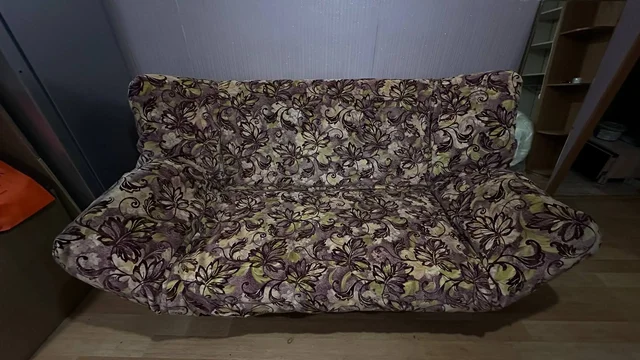 Продам диван - Садовые и дачные товары в Владивосток