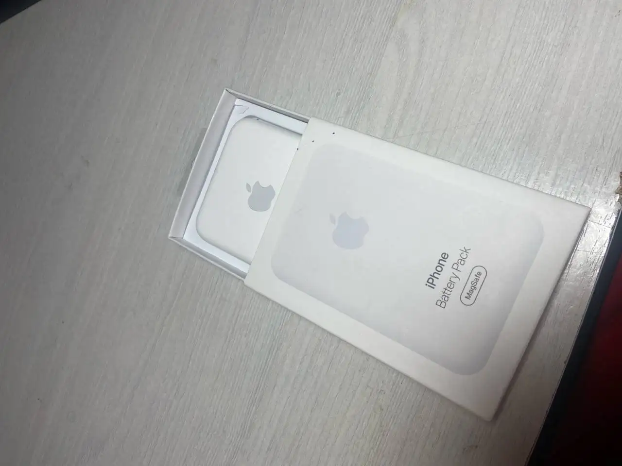 Продам повер банк MagSafe - Power Bank (Электроника) в Владивосток