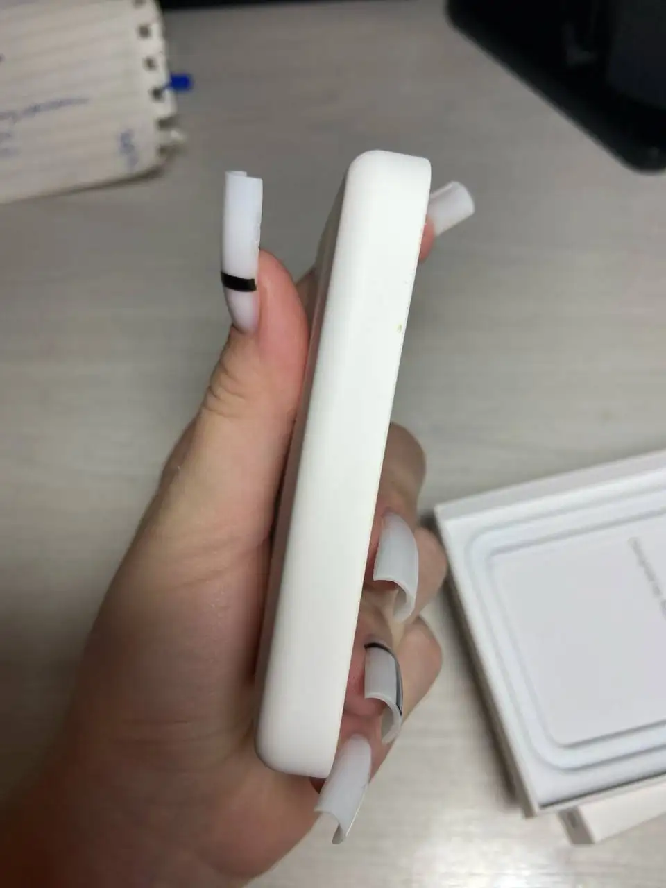 Продам повер банк MagSafe - Power Bank (Электроника) в Владивосток