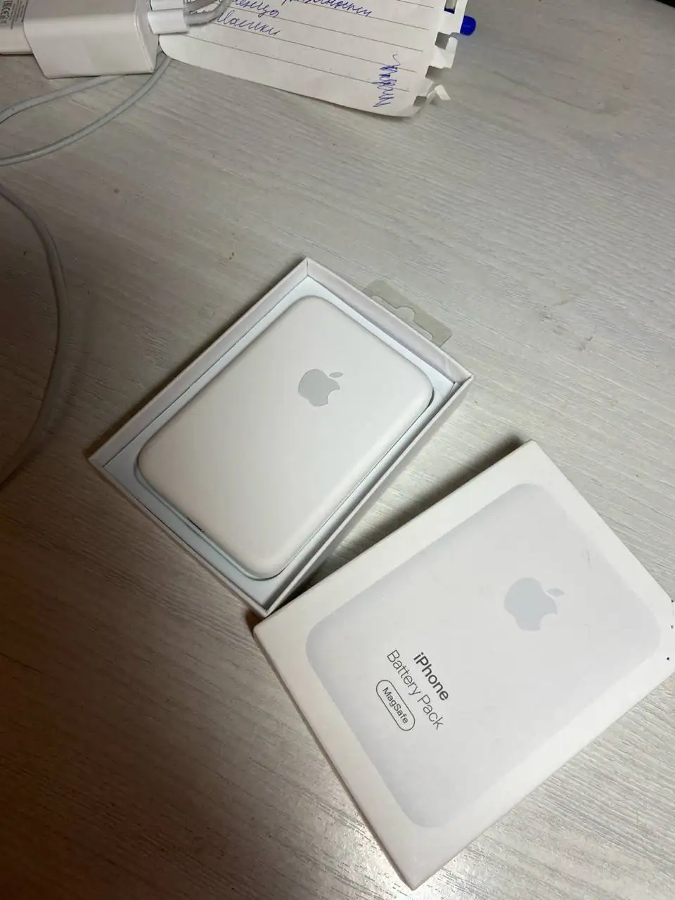 Продам повер банк MagSafe - Power Bank (Электроника) в Владивосток