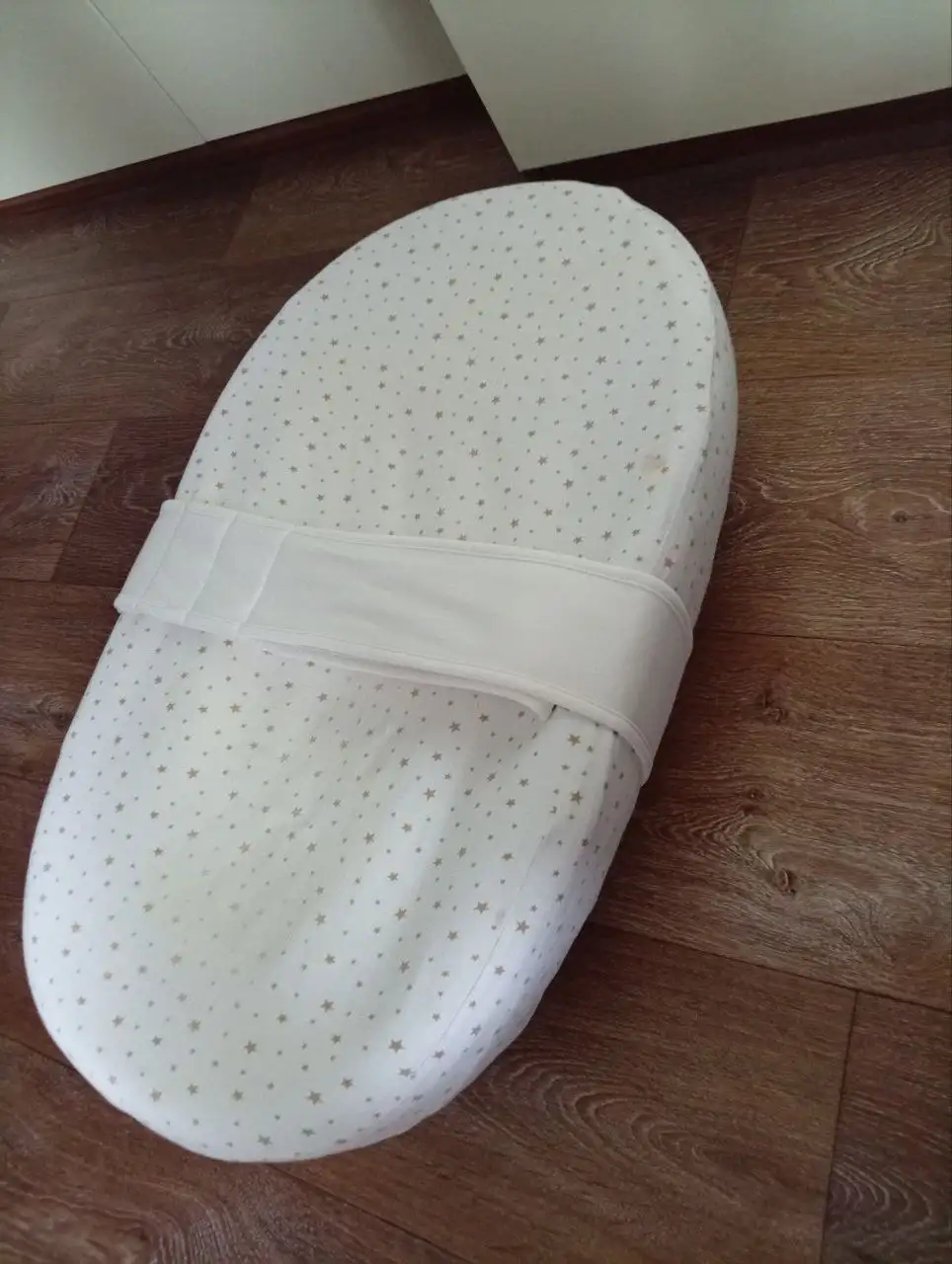 Продам кокон и мобиль на кроватку - Барахолка в Владивосток