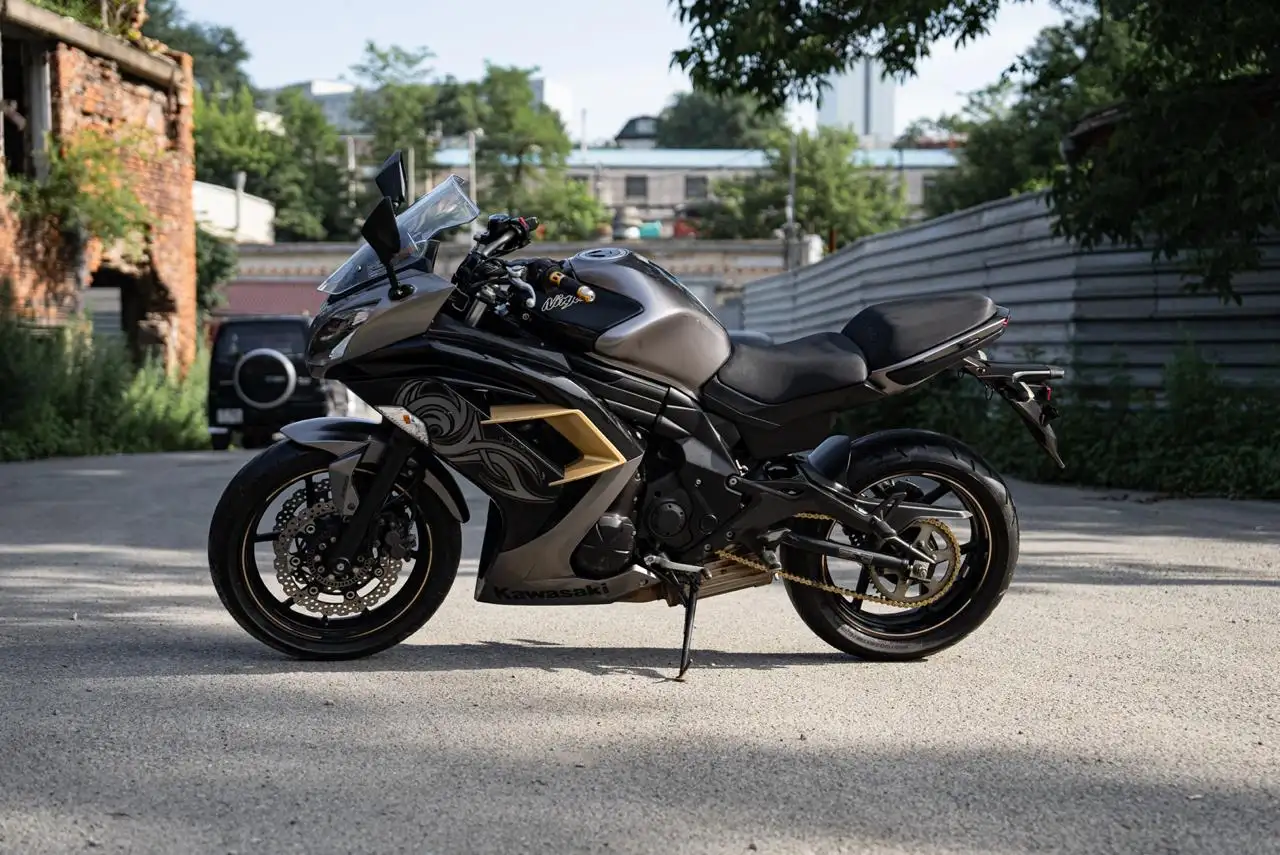 Продажа мотоцикла Kawasaki Ninja 400 2016 года - Мотоциклы (Авто) в Владивосток