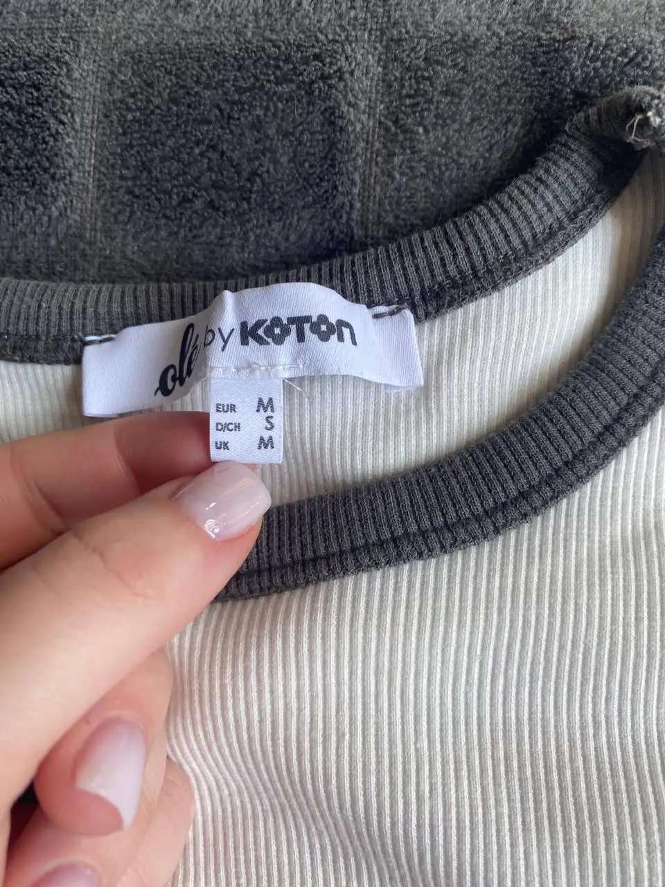 Продам женские вещи б/у - Женская одежда (Одежда) в Владивосток