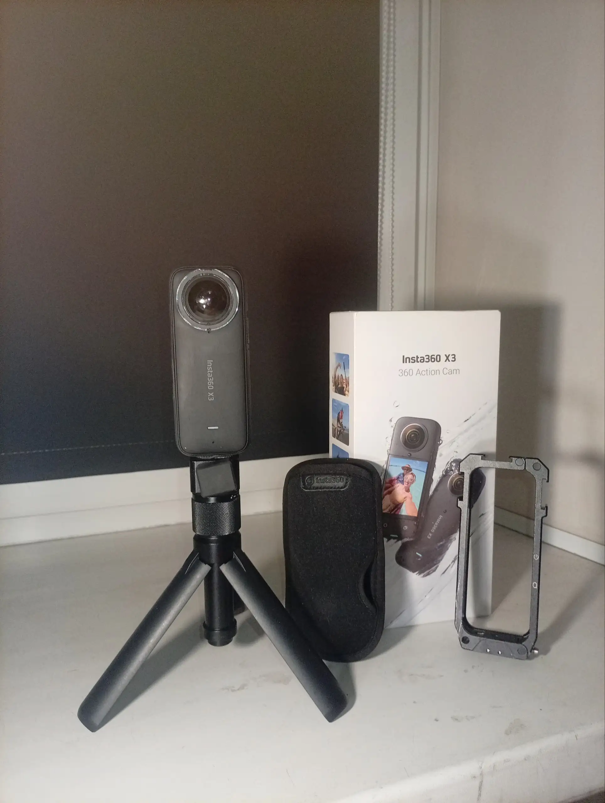 Insta360 X3 с комплектом - Фото- и видеокамеры (Электроника) в Владивосток