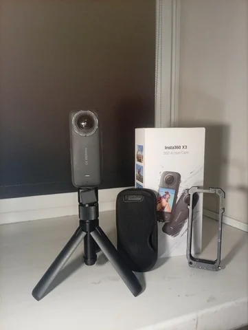 Insta360 X3 с комплектом - Фото- и видеокамеры в Владивосток