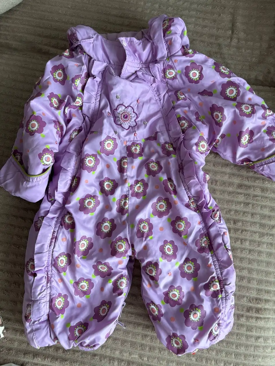 Детские вещи в отличном состоянии - Товары для детей в Владивосток