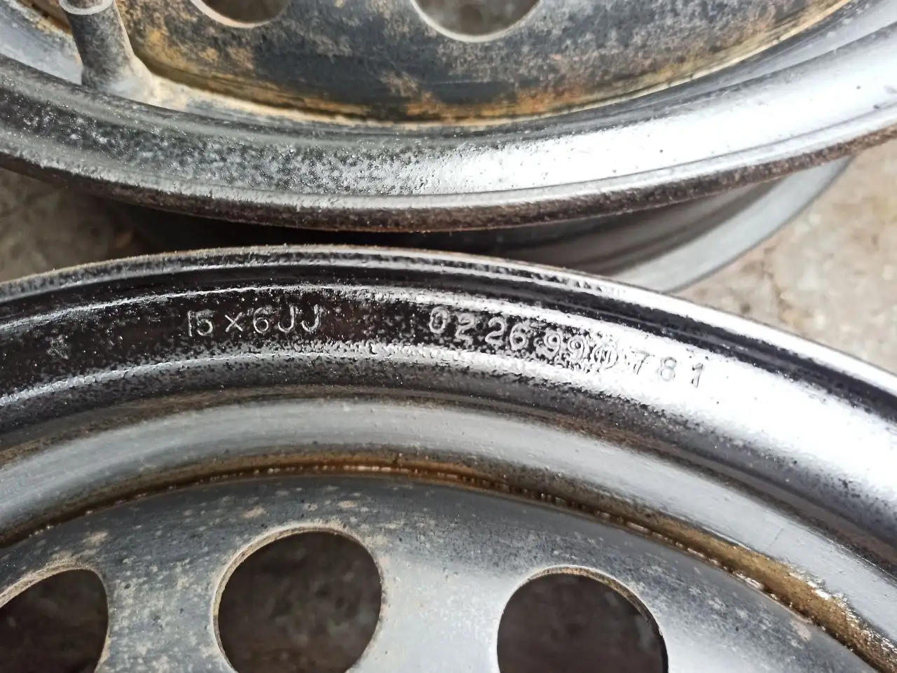 Продажа штампованных дисков R15 для Honda/Toyota - Диски (Запчасти) в Владивосток