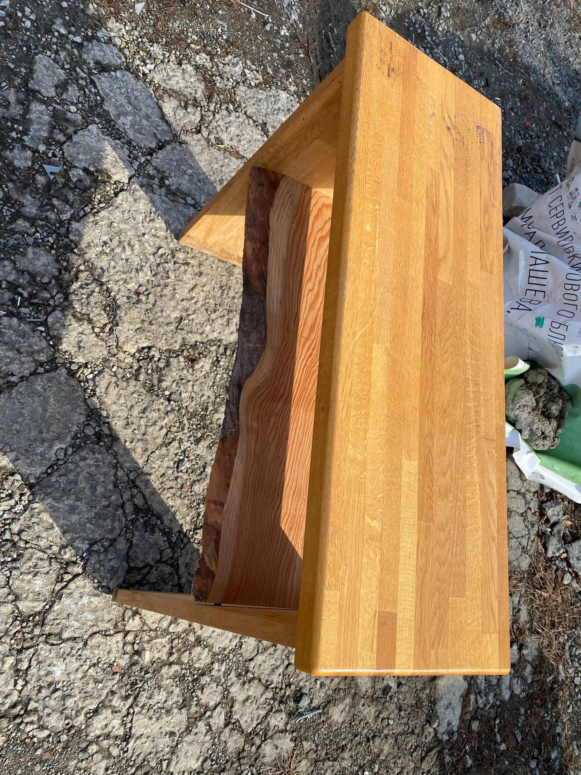 Продажа б/у мебели из массива дуба и лиственницы - Мебель (Барахолка) в Владивосток