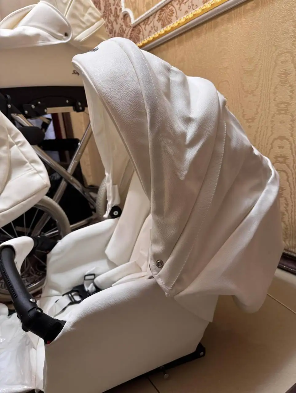 Прогулочная коляска King's Collection б/у - Коляски (Товары для детей) в Владивосток