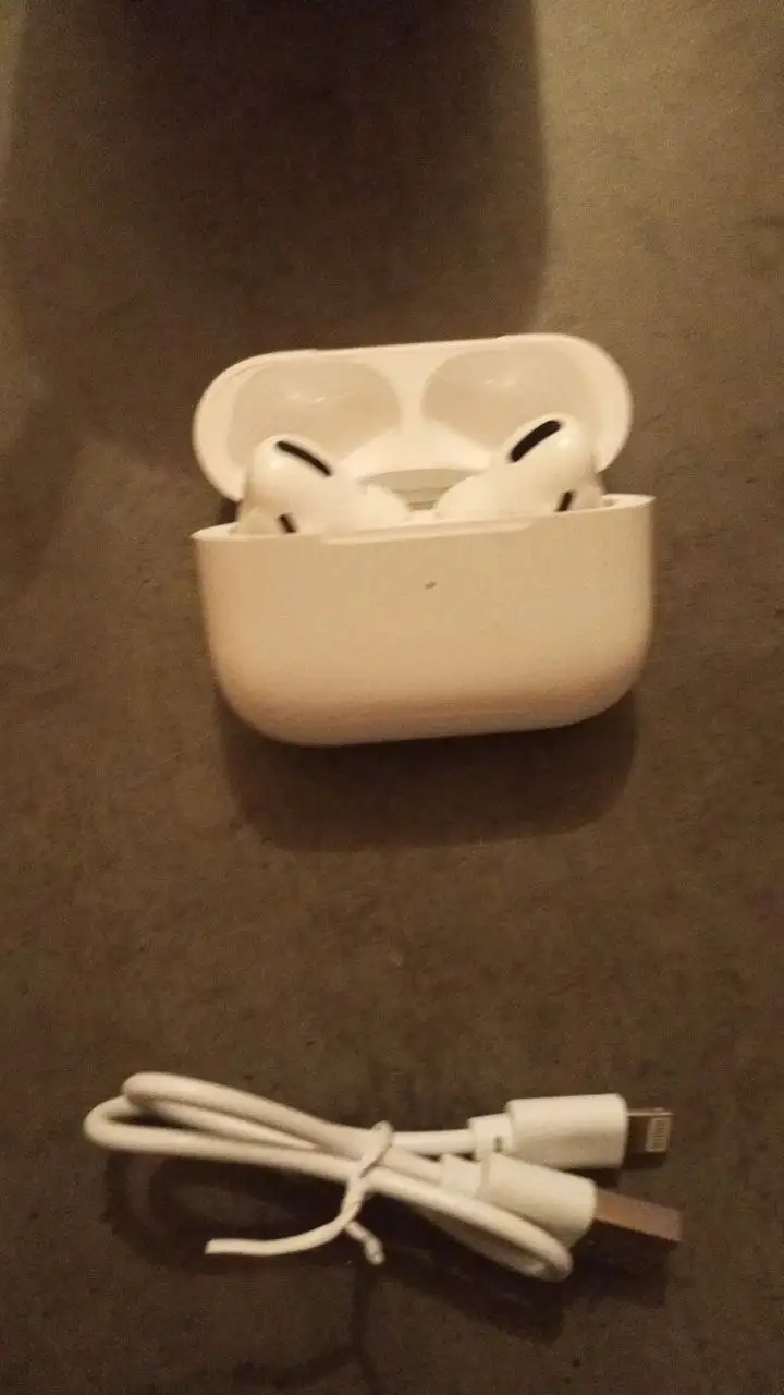 Продам беспроводные наушники - Аудиотехника (Электроника) в Владивосток