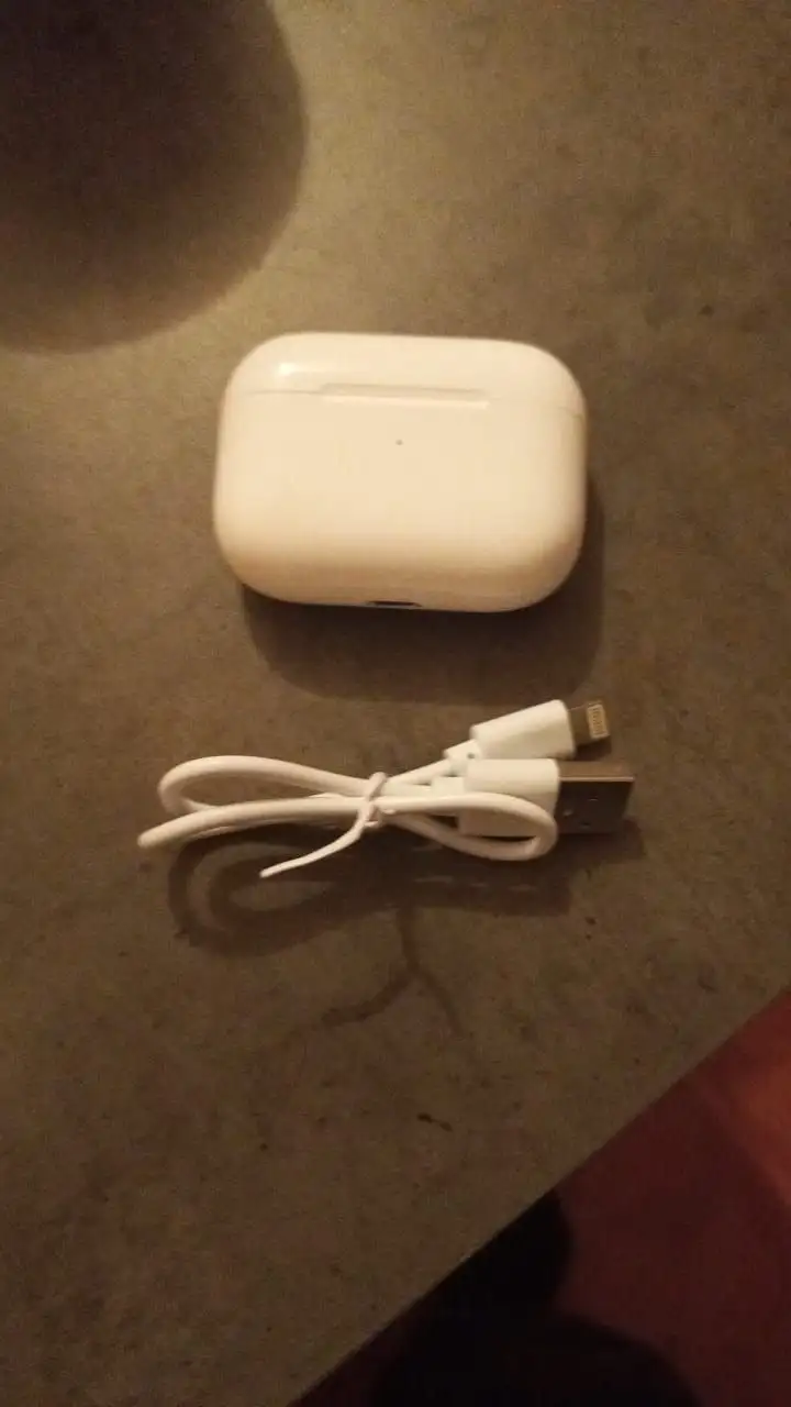 Продам беспроводные наушники - Аудиотехника (Электроника) в Владивосток