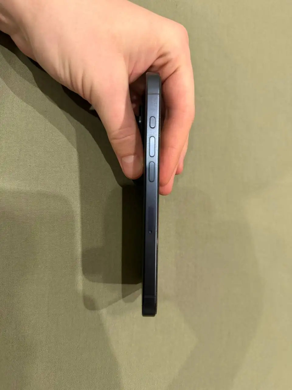 Продам iPhone 15 Pro 256GB Blue Titanium - Смартфоны (Электроника) в Владивосток