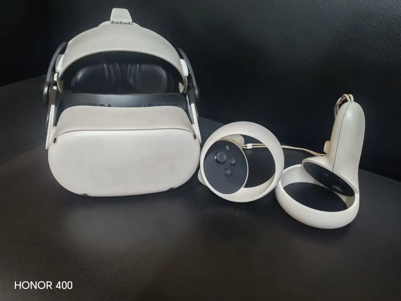 Продам VR-очки Oculus Quest 2 128ГБ - VR-очки (Электроника) в Владивосток