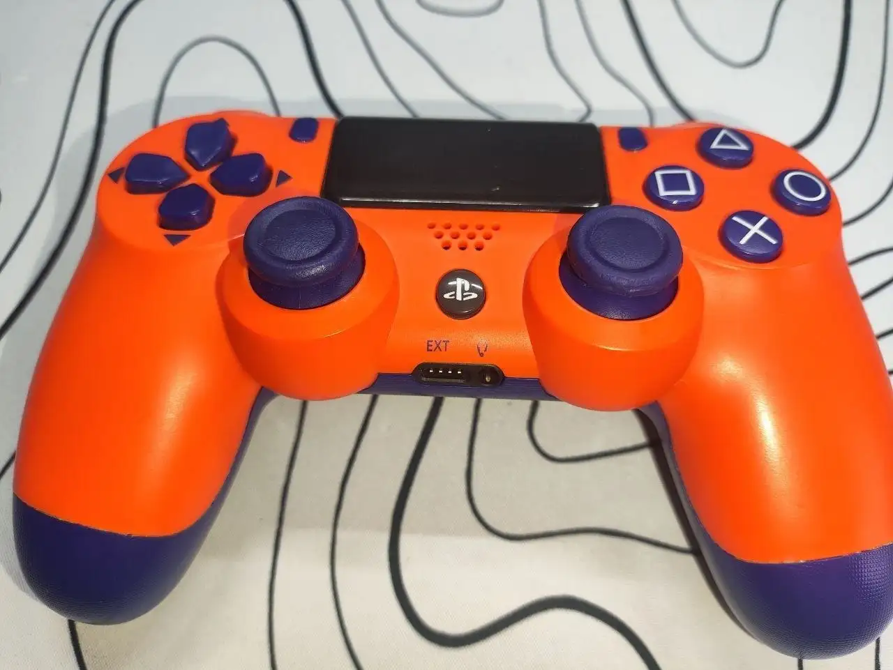 Продам PS4 Slim с ПО 13.02 в Приморье - Игровые консоли (Электроника) в Дальнегорск