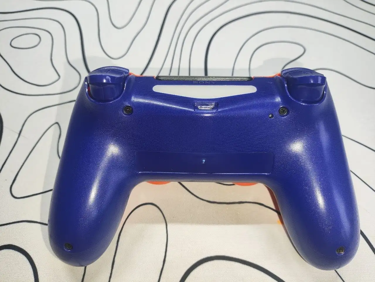 Продам PS4 Slim с ПО 13.02 в Приморье - Игровые консоли (Электроника) в Дальнегорск