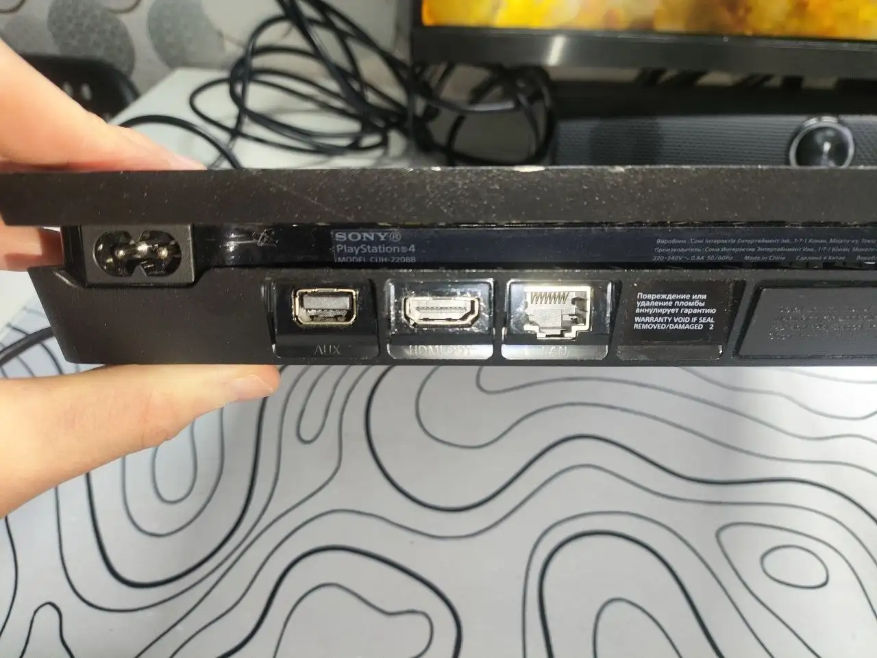 Продам PS4 Slim с ПО 13.02 в Приморье - Игровые консоли (Электроника) в Дальнегорск