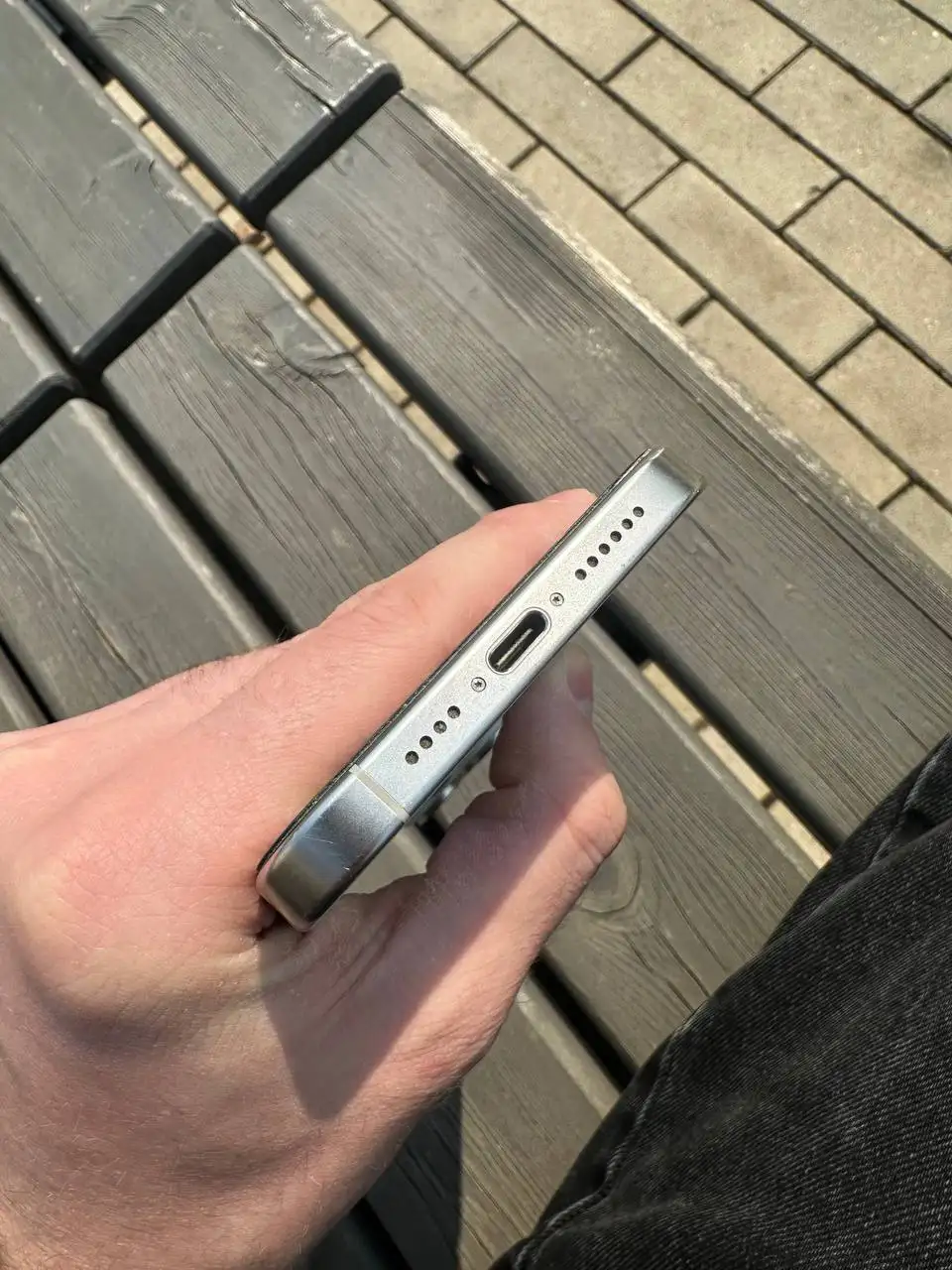 iPhone 15 Pro Max 256GB White с аксессуарами - Смартфоны и телефоны (Электроника) в Владивосток