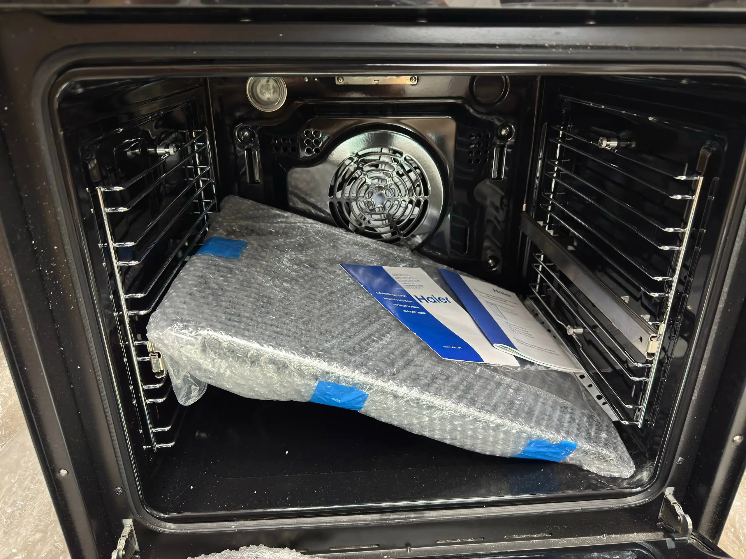 Встраиваемый духовой шкаф Haier HOX-P11HGB - Электроника (Барахолка) в Владивосток