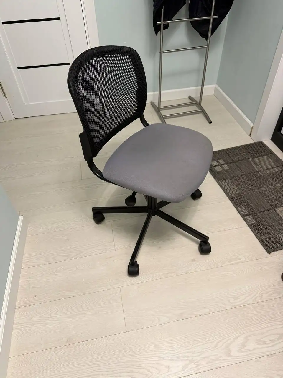 Продажа мебели и электроники - Барахолка в Владивосток