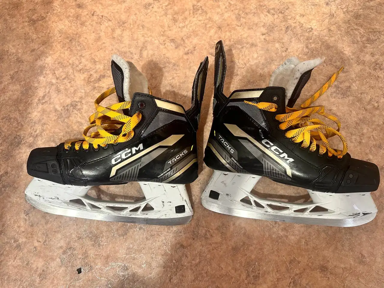 Продажа шин Р 43.5 во Владивостоке - Шины (Запчасти) в Владивосток