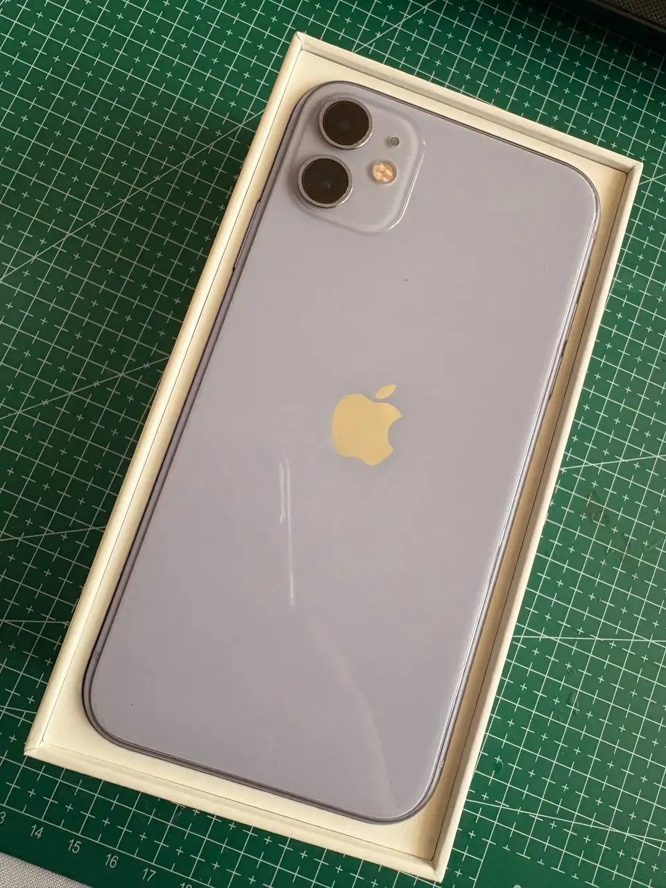 Продам iPhone 11 128 ГБ - Смартфоны (Электроника) в Владивосток