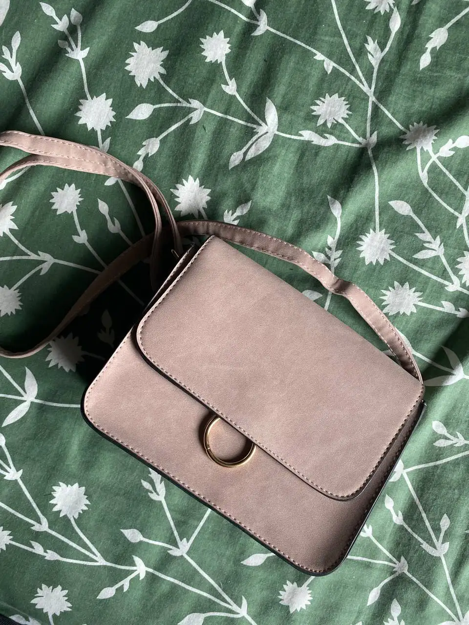 Продам сумочки - Сумки и аксессуары (Барахолка) в Владивосток