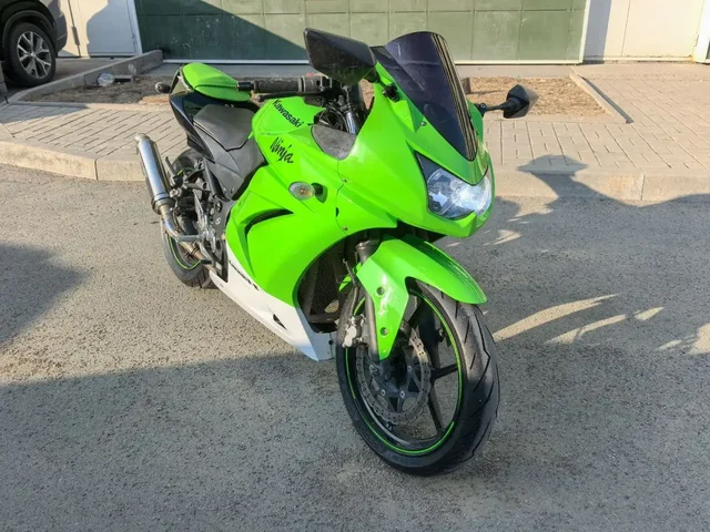 Мотоцикл Kawasaki Ninja 250R 2010 года - частное объявление в Владивосток