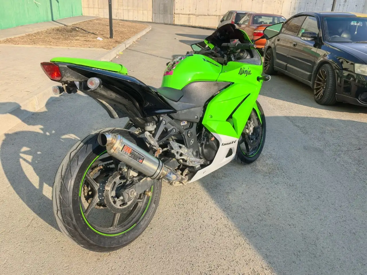 Мотоцикл Kawasaki Ninja 250R 2010 года - Мотоциклы (Авто) в Владивосток