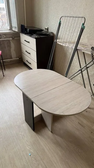 Продам диван и журнальный столик - Электроинструменты в Владивосток