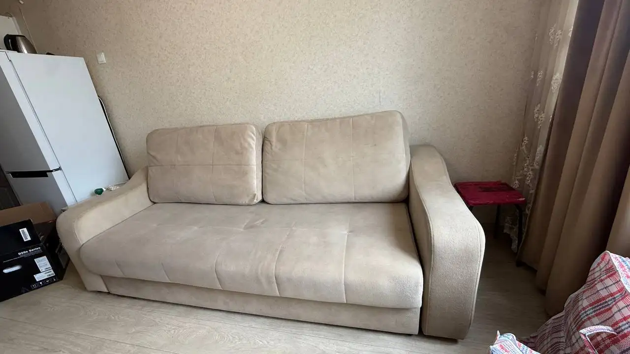 Продам диван и журнальный столик - Мебель (Барахолка) в Владивосток