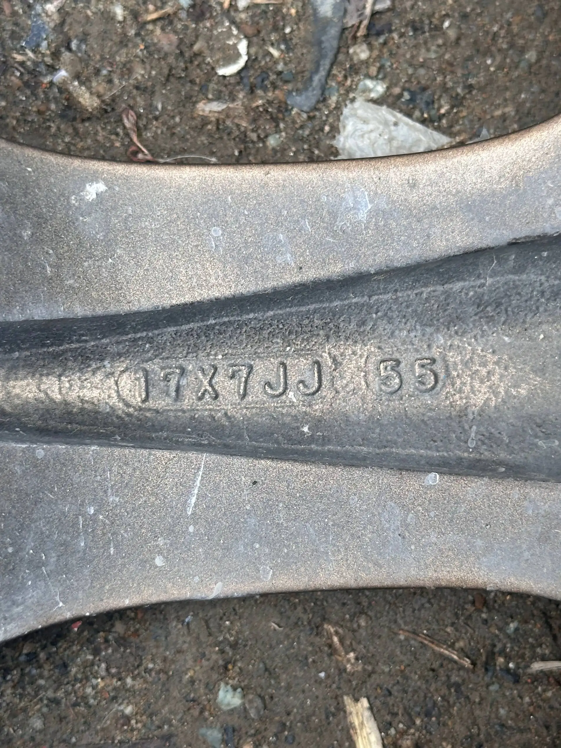 Продам диски с резиной лето - Диски и шины (Запчасти) в Владивосток